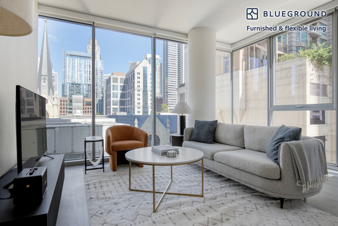 8 E Huron St, Unit FL9-ID972 in Chicago, IL - Building Photo