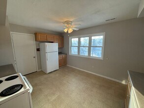 6915 Salge Dr in Fort Wayne, IN - Building Photo - Building Photo