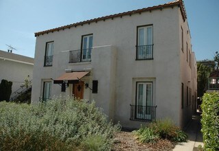 719 N Jackson St in Glendale, CA - Foto de edificio - Building Photo
