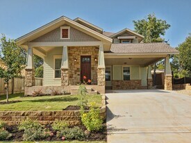 609 W 30th St in Austin, TX - Building Photo