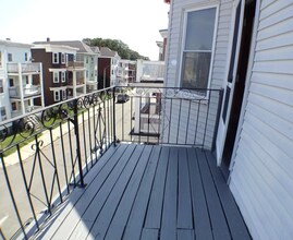 102 Saxton St in Boston, MA - Building Photo - Building Photo