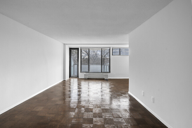 Calvert House Apartments in Washington, DC - Foto de edificio - Interior Photo