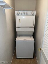 9241 Nerone Ave in Las Vegas, NV - Building Photo - Building Photo