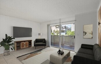 355 Monument Rd in Jacksonville, FL - Building Photo - Building Photo