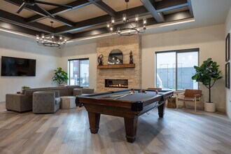 RiverStone Villas in Kelso, WA - Building Photo - Interior Photo