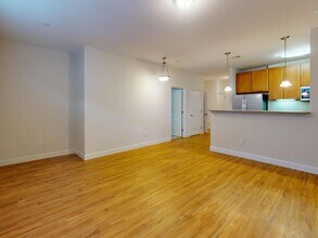 38 Hope St in East Lyme, CT - Building Photo - Building Photo