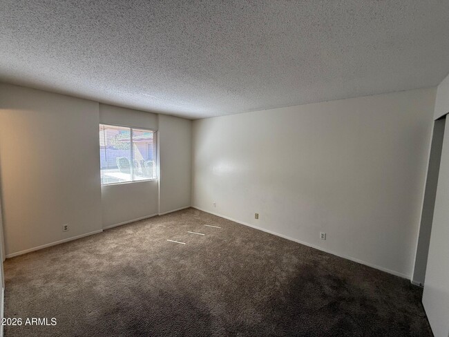 2617 N 48th St in Phoenix, AZ - Building Photo - Building Photo