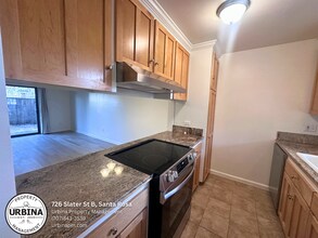 726 Slater St in Santa Rosa, CA - Building Photo - Building Photo