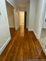 4 Vinal St in Boston, MA - Building Photo