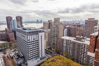480 2nd Ave-Unit -26-A in New York, NY - Building Photo - Building Photo