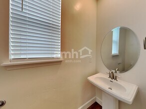 2360 S Wild Horse Way in Bluffdale, UT - Building Photo - Building Photo