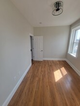 37 Symphony Rd, Unit 324 in Boston, MA - Building Photo - Building Photo