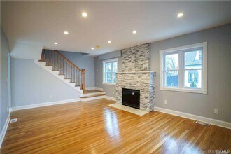 85 Franklin Ave in Lynbrook, NY - Building Photo - Building Photo