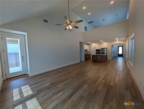 1052 Easy Gruene in New Braunfels, TX - Building Photo - Building Photo