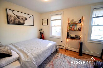 4 School St, Unit 2 in Boston, MA - Building Photo - Building Photo