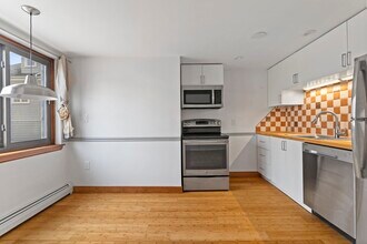 1800 Columbia Rd in Boston, MA - Building Photo - Building Photo