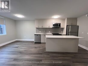 1295 Summerville Ave in Ottawa, ON - Building Photo - Building Photo