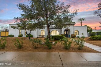 5629 E Thunderbird Rd in Scottsdale, AZ - Building Photo - Building Photo