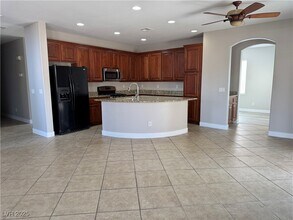 6029 Daisy Run Ct in Las Vegas, NV - Building Photo - Building Photo