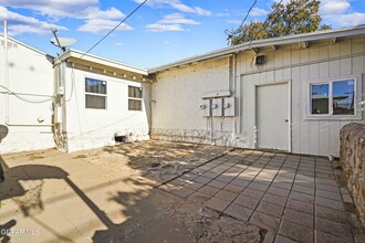 2220 Grant Ave in El Paso, TX - Building Photo - Building Photo