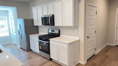 2604 Kathleens Crossing in Yukon, OK - Building Photo - Building Photo