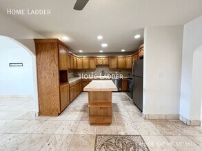 114 W Rawhide Ave in Gilbert, AZ - Building Photo - Building Photo