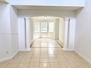10514 Galleria St in Wellington, FL - Building Photo - Building Photo