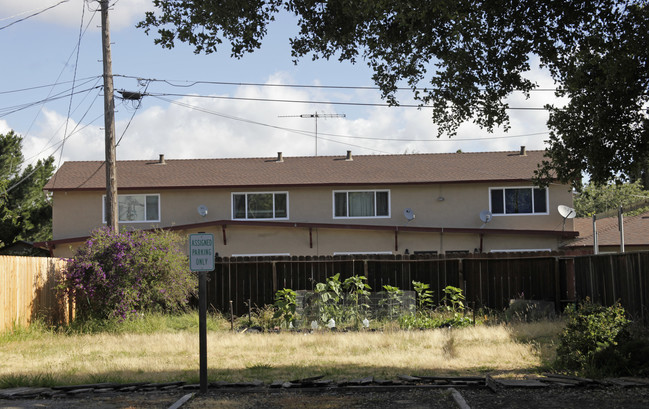 20487-20507 Forest Ave in Castro Valley, CA - Building Photo - Building Photo