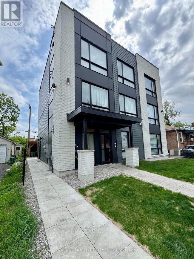 391-391 Dieppe St in Ottawa, ON - Building Photo - Building Photo