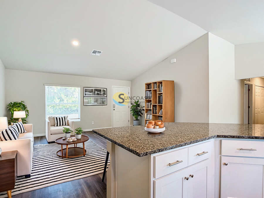 1013 NW 15th Terrace in Cape Coral, FL - Building Photo