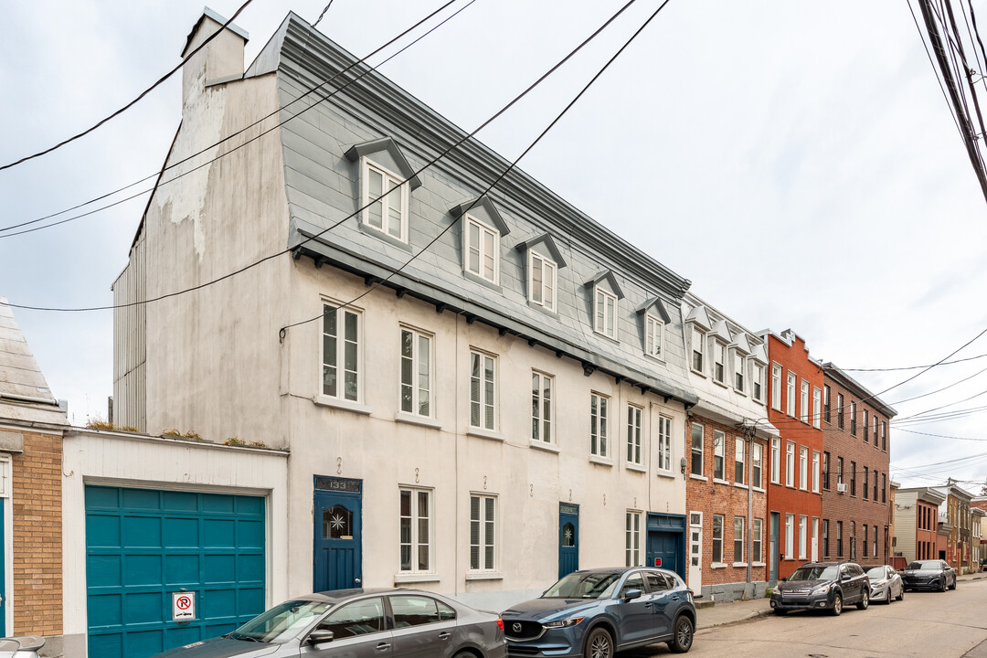 151 Saint-François Rue O in Québec, QC - Building Photo