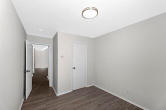 423 Avenue C in Bayonne, NJ - Building Photo - Building Photo