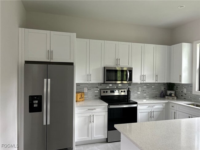 property at 4782 8th Ave SE