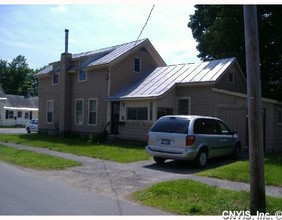 20 Washington St in Camden, NY - Building Photo - Building Photo