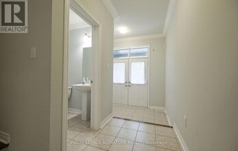 350 Leadwood Gate in Oakville, ON - Building Photo - Building Photo