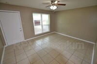 12220 Strauss Dr photo'