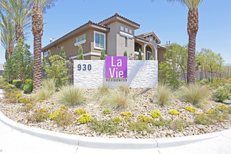 La Vie Apartments in Henderson, NV - Foto de edificio - Building Photo