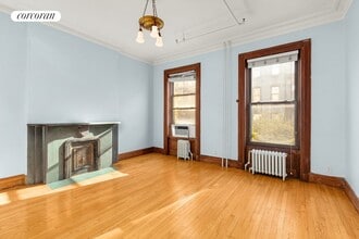 362 W 46th St in New York, NY - Building Photo - Building Photo