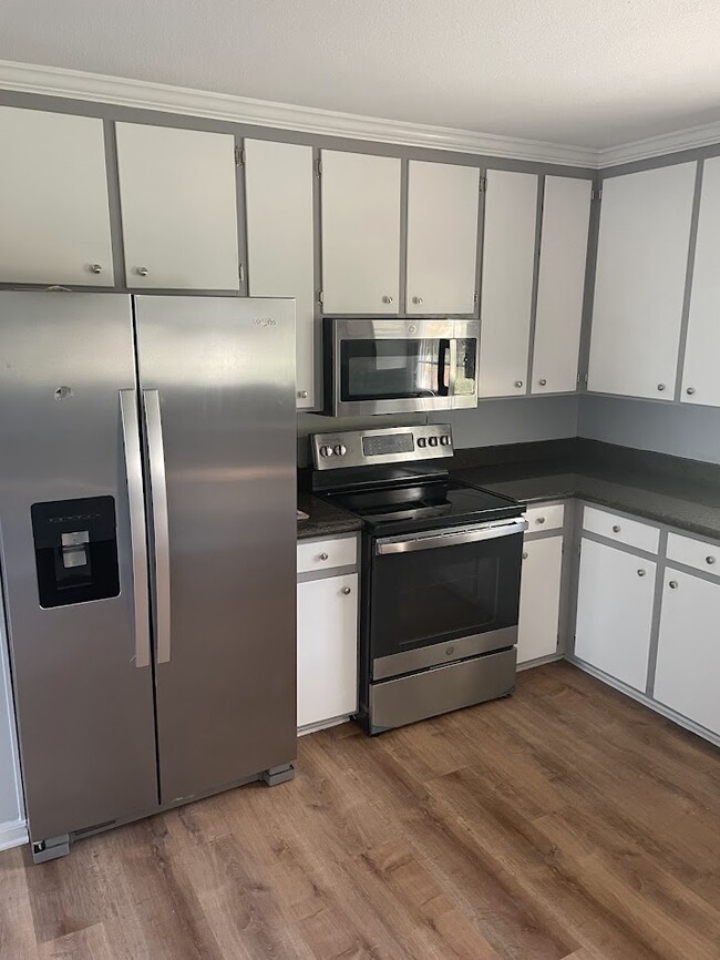property at 409 S Audubon Dr
