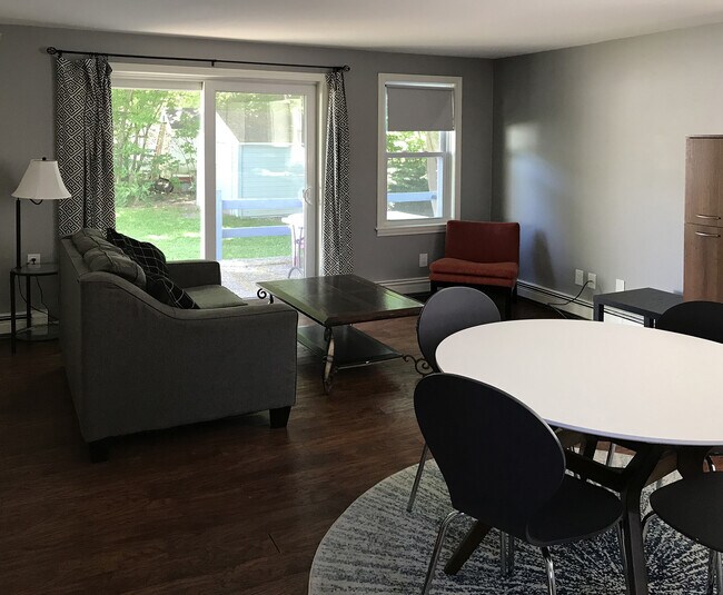 79 Madbury Rd Rentals in Durham, NH