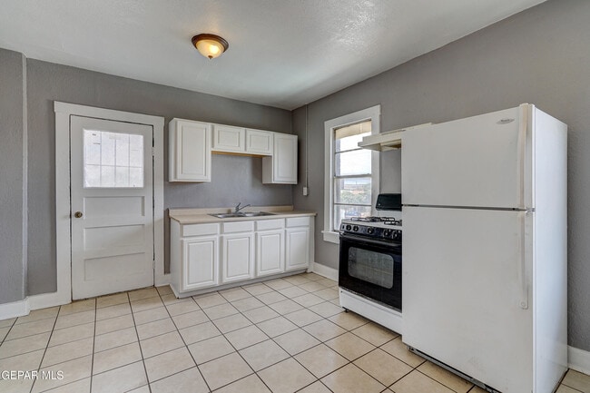 605 Nino Aguilera St in El Paso, TX - Building Photo - Building Photo