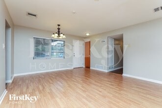 1381 Viburnum Ln, Unit 1-214 in Winter Park, FL - Building Photo - Building Photo