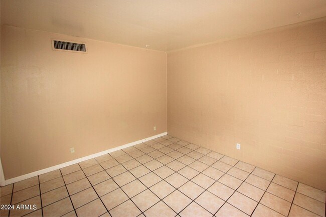 5322 N 22nd Ave, Unit Apt B in Phoenix, AZ - Building Photo - Building Photo