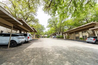 3809 Spicewood Springs Rd in Austin, TX - Building Photo - Building Photo