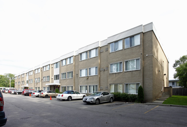 Avon Place Apartments in Detroit, MI - Building Photo - Building Photo