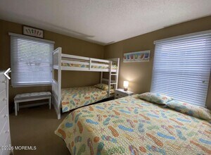 10 SE Central Ave in Seaside Park, NJ - Building Photo - Building Photo