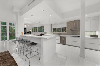 3861 Kumquat Ave in Miami, FL - Building Photo - Building Photo