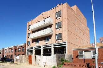 13225 Pople Ave in Flushing, NY - Building Photo - Building Photo