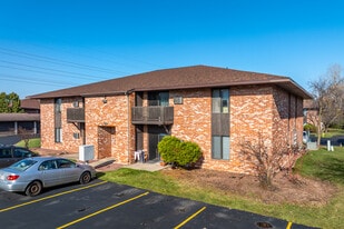 Springdale Apartments in Appleton, WI - Building Photo