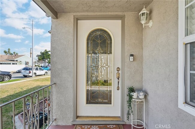 1517 W Colegrove Ave in Montebello, CA - Building Photo - Building Photo